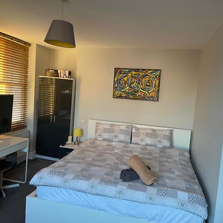 Camden Guest House Super King Or Double Bedroom Londres Exterior foto